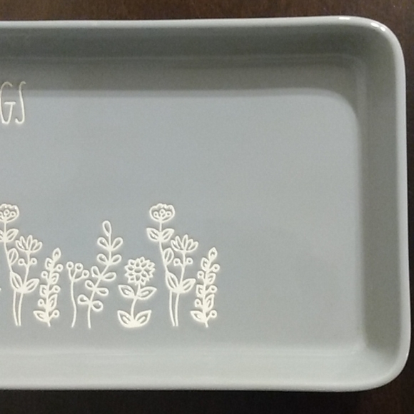 Rae Dunn Gray & White Floral Stem Wildflowers Things Vanity Tray - Picture 5 of 8